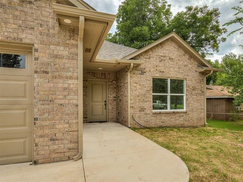 103 W Pine, Tuttle, OK, 73089-9069 | Card Image