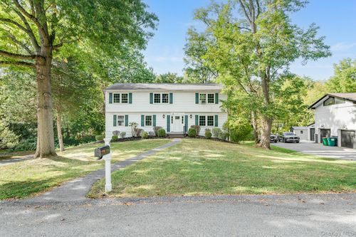 6 Old Mill Dr, Poughkeepsie, NY, 12603-5517 | Card Image