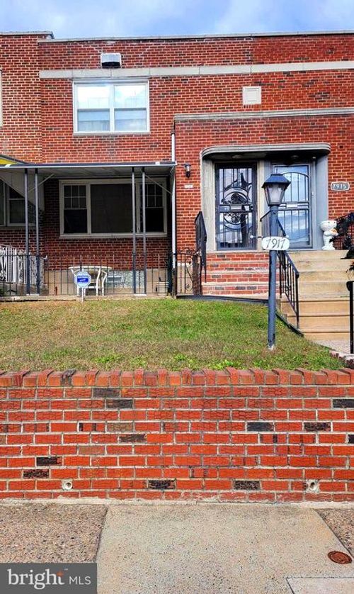 7917 Gilbert St, PHILADELPHIA, PA, 19150-2505 | Card Image