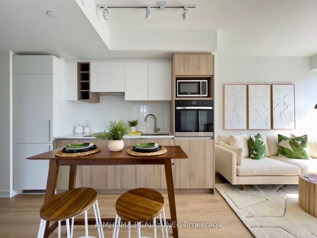 1802 - 319 Jarvis St, Condo with 2 bedrooms, 1 bathrooms and null parking in Toronto ON | Image 6