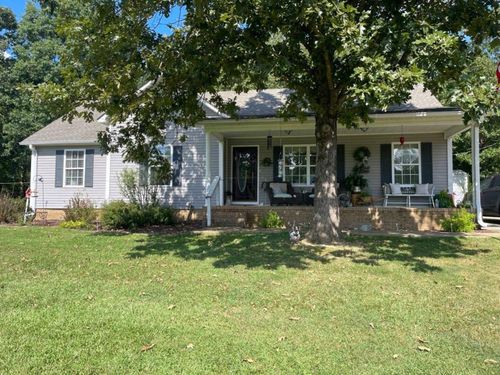 190 Amelia Breann Dr, Selmer, TN, 38375-3293 | Card Image