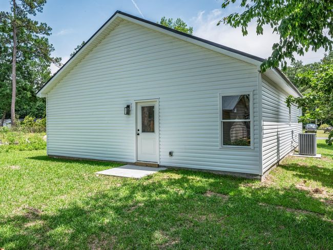 66 Kiowa Trl, House other with 3 bedrooms, 2 bathrooms and null parking in CRAWFORDVILLE FL | Image 5