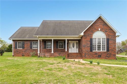 115 Emma Ln, Statesville, NC, 28625-8821 | Card Image
