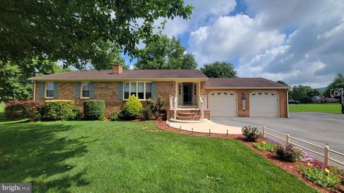21925 Beaverbrook Dr, Smithsburg, MD, 21783-2032 | Card Image