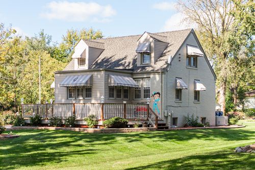 880 Bemis Rd, Glen Ellyn, IL, 60137-6417 | Card Image