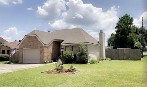 2707 Terrace Circle, West Orange, TX, 77630 | Card Image