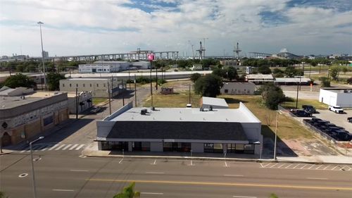 1024 Leopard St, Corpus Christi, TX, 78401-2400 | Card Image