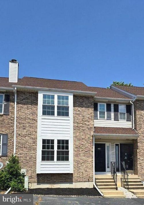 902 8th St, NEWARK, DE, 19711-8731 | Card Image