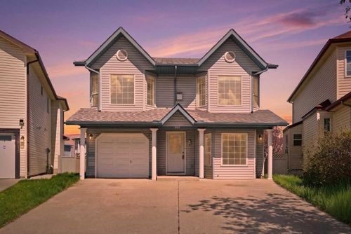 285 Fresno Place Ne, Calgary, AB, T1Y6Y3 | Card Image