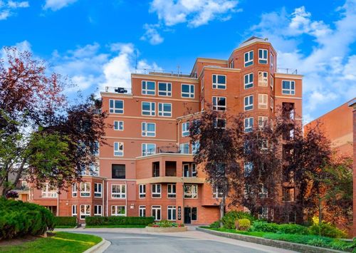 8402-400 Eau Claire Ave Sw, Calgary, AB, T2P4X2 | Card Image