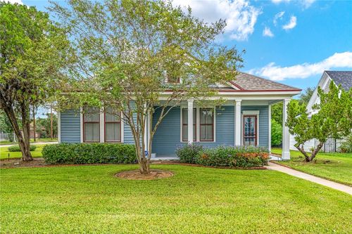 330 W Henrietta Ave, Kingsville, TX, 78363-4426 | Card Image