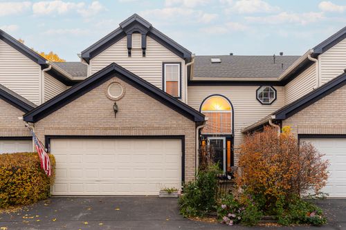 337 Kresswood Dr, West Chicago, IL, 60185-4448 | Card Image