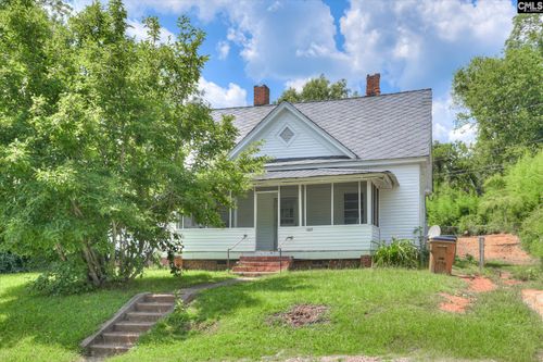 216 Circle St, Edgefield, SC, 29824-1604 | Card Image