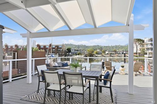 22a-22A Mooring Rd, San Rafael, CA, 94901-3515 | Card Image