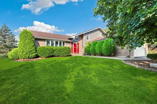 12133 Black Pine Trl, Homer Glen, IL, 60491-8344 | Card Image