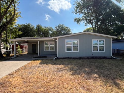 704 Wilkinson Dr, Mesquite, TX, 75149-5111 | Card Image