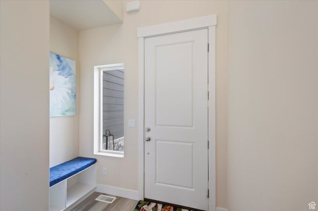 Front door entrance | Image 5