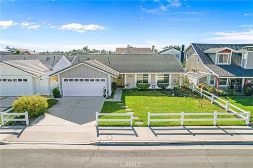 17091 Friml Ln, Huntington Beach, CA, 92649-4508 | Card Image