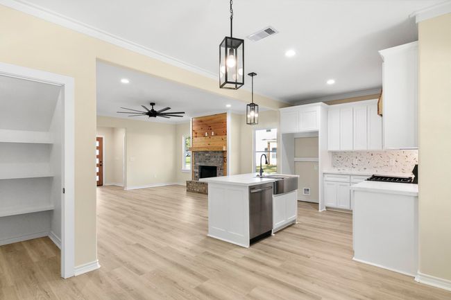 103 Ned Rd, House other with 5 bedrooms, 3 bathrooms and null parking in Lumberton TX | Image 11