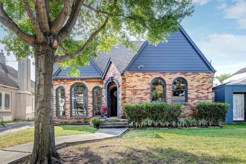 1947 Portsmouth St, Houston, TX, 77098-4203 | Card Image