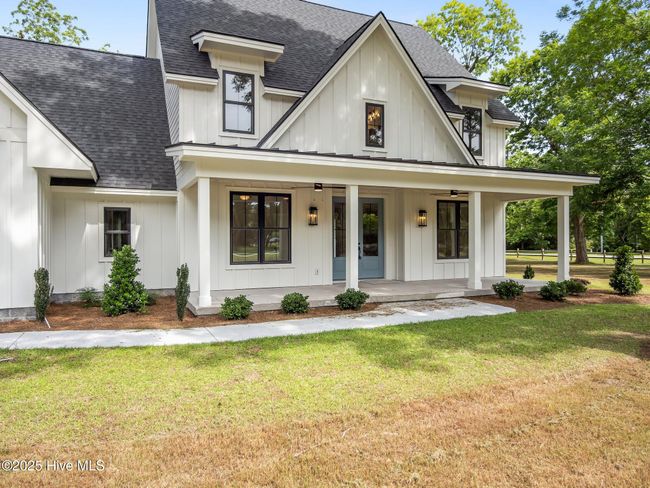 104 Indian Trl, House other with 4 bedrooms, 4 bathrooms and 2 parking in Beaufort NC | Image 4