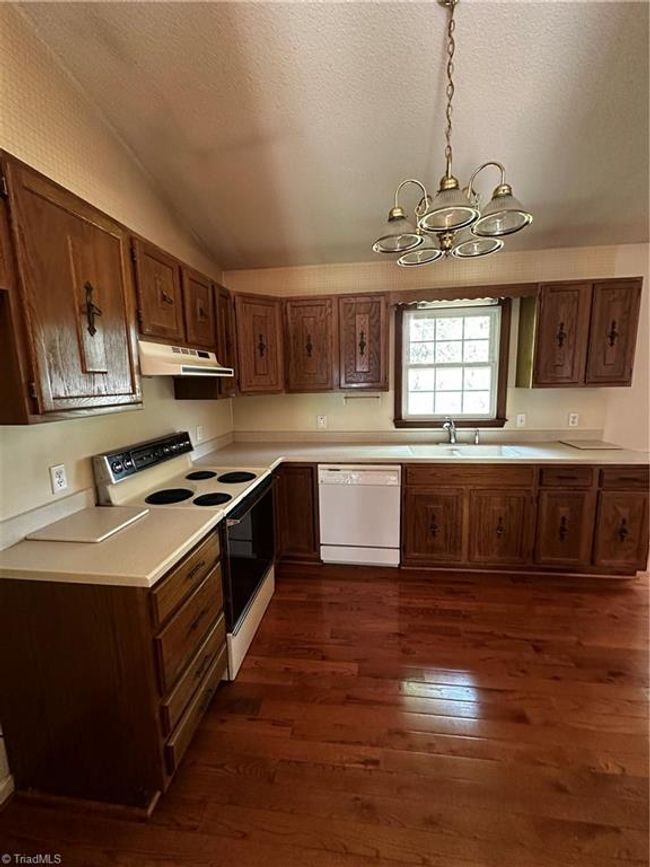 268 Meadow Ln, House other with 3 bedrooms, 2 bathrooms and null parking in Millers Creek NC | Image 19