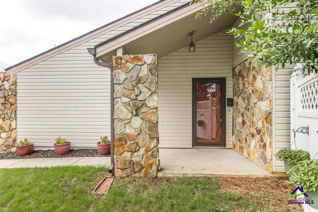 207 Atrium Ct, House other with 3 bedrooms, 2 bathrooms and null parking in Warner Robins GA | Image 5