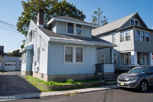 1823 8th St, Rensselaer, NY, 12144-1412 | Card Image
