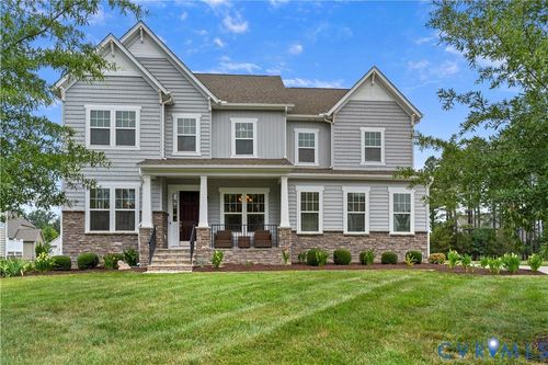2018 James Overlook Dr, Chester, VA, 23836-2851 | Card Image
