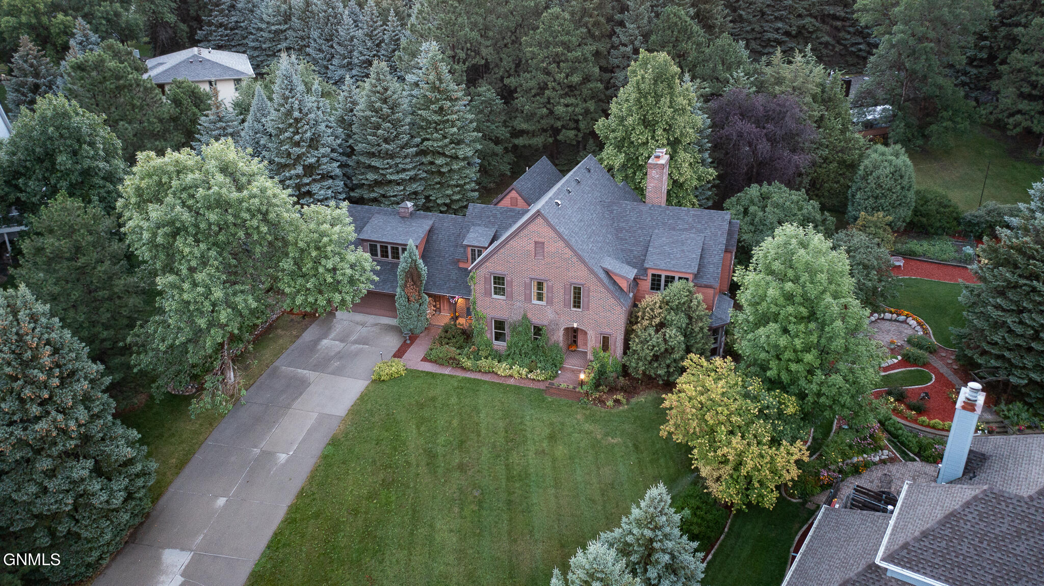 Sierra Cir, Bismarck, ND 58503
