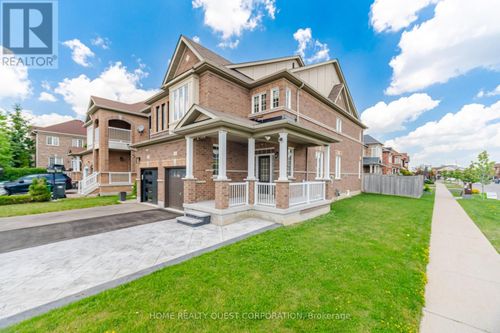 4301 Trail Blazer Way, Mississauga, ON, L5R0A9 | Card Image