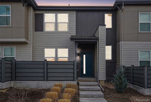 6613 N Ceylon St, Denver, CO, 80249-7383 | Card Image