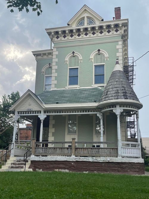 1333 Scott St, Covington, KY, 41011-4254 | Card Image