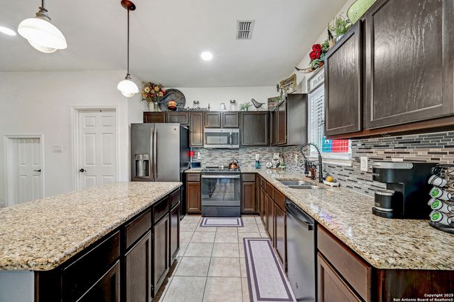 3464 Dartmouth Cv, House other with 3 bedrooms, 3 bathrooms and null parking in Schertz TX | Image 8