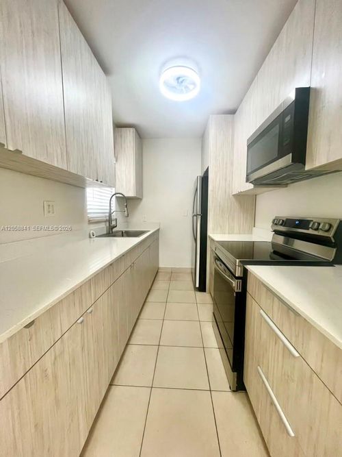 1679 Ne 176 Street, North Miami Beach, FL, 33162 | Card Image