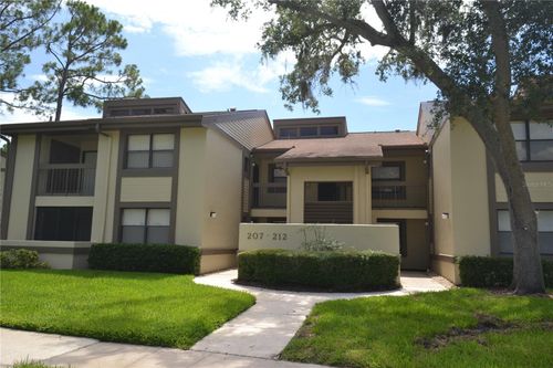 209 Woodlake Wynde, Oldsmar, FL, 34677-2174 | Card Image