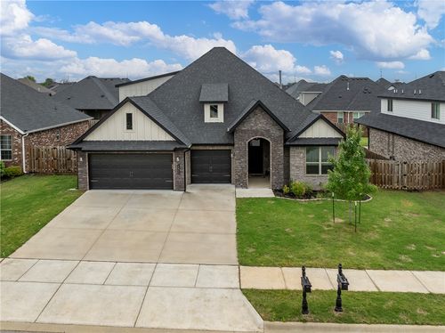 1411 Ocean Dr, Centerton, AR, 72719-5081 | Card Image
