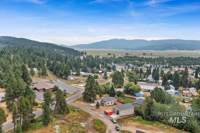403 Antonette Cir, House other with 1 bedrooms, 1 bathrooms and 1 parking in Cascade ID | Image 23