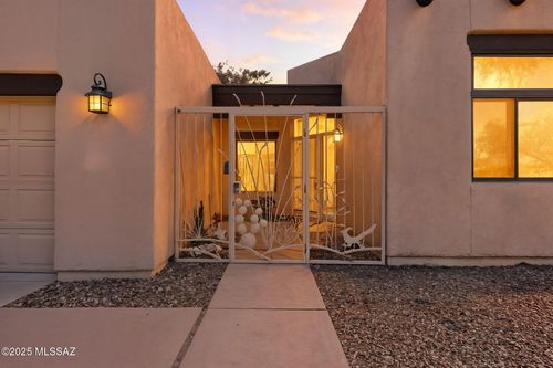 1490 W Crystal Downs Ct, Tucson, AZ, 85737-7215 | Card Image