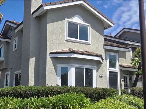 336 Fallingstar, Irvine, CA, 92614 | Card Image