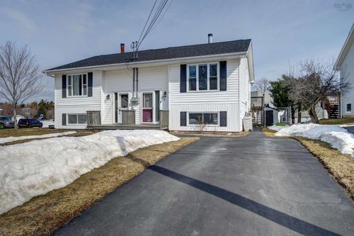 39 Haddad Drive, Lower Sackville, NS, B4C4B9 | Card Image