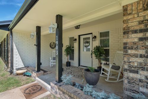 1903 White St, Clifton, TX, 76634-1118 | Card Image