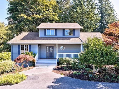 1-721 Crown Dr, Everett, WA, 98203-1803 | Card Image