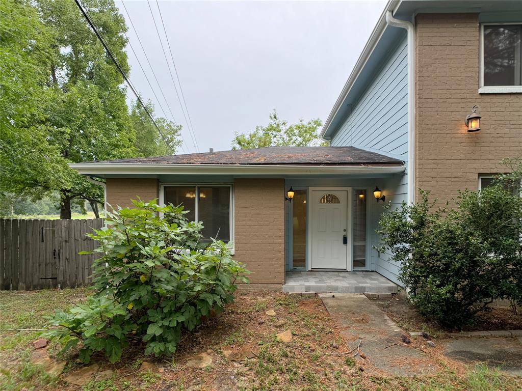 Rolling Springs Dr, Montgomery, TX 77356