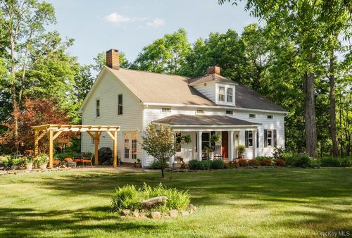 121 Coutant Rd, Circleville, NY, 10919-3267 | Card Image