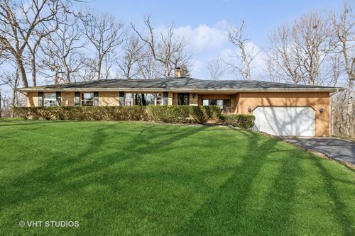 412 Warwick Rd, Tower Lakes, IL, 60010-1333 | Card Image