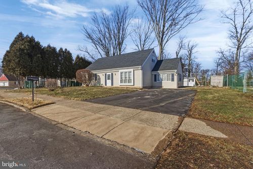 1999 Hollandale Dr, BENSALEM, PA, 19020-3857 | Card Image