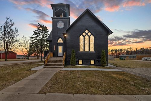 30991 Church St, Leonidas, MI, 49066-9435 | Card Image