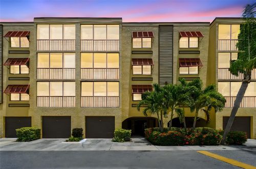 apt-310-5817 Park St N, ST PETERSBURG, FL, 33709-6315 | Card Image