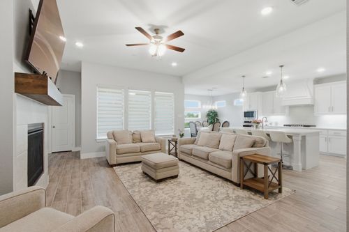 7217 Mantle Ridge Dr, Fort Worth, TX, 76179-4914 | Card Image
